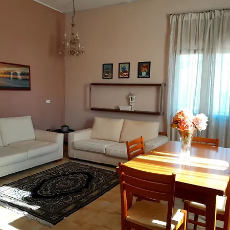 Seven Bed & Breakfast 3*